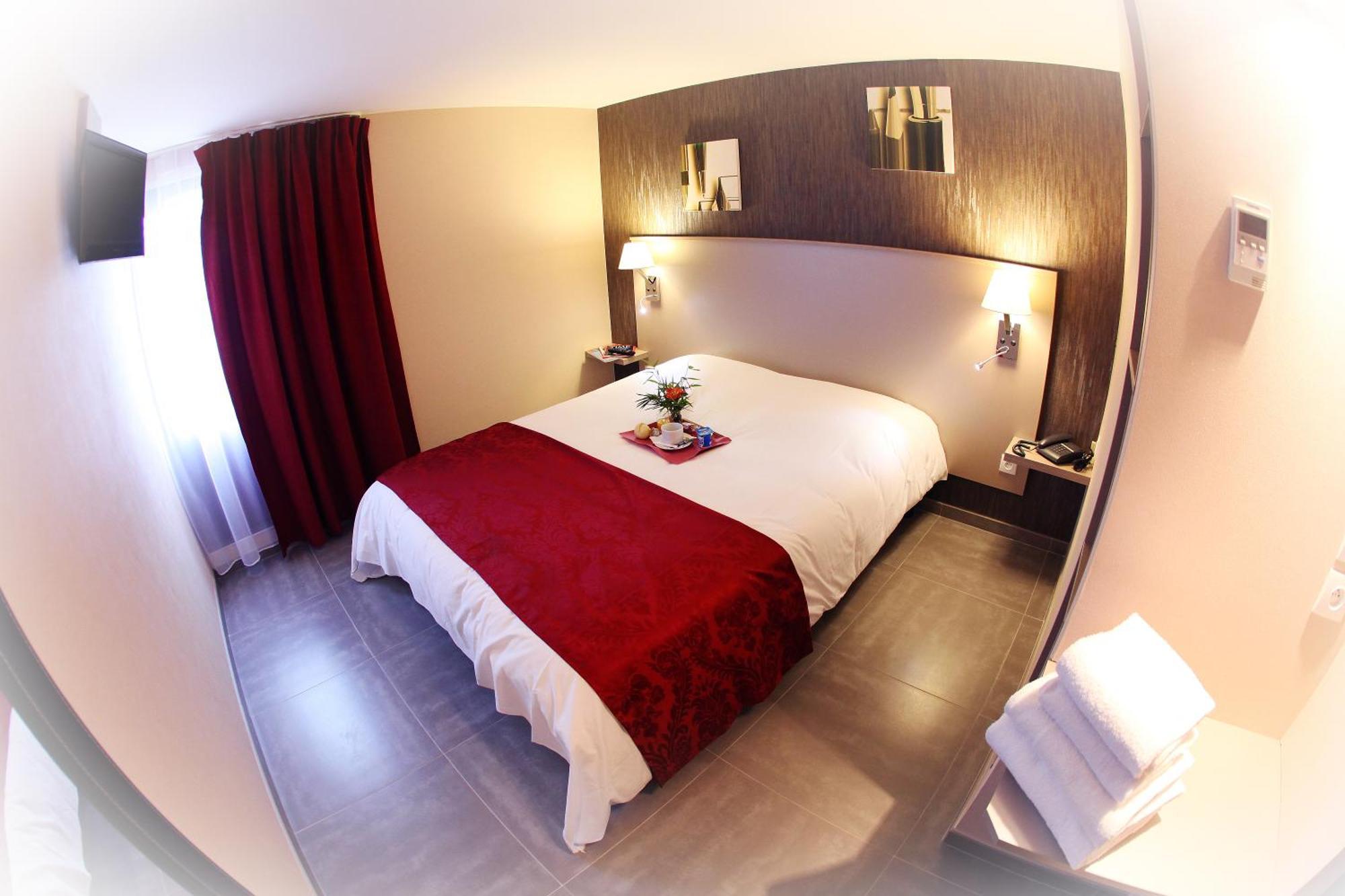 Hotel Le Coudon La Farlede Екстер'єр фото