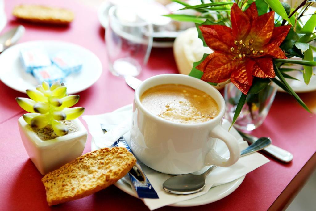 Hotel Le Coudon La Farlede Номер фото